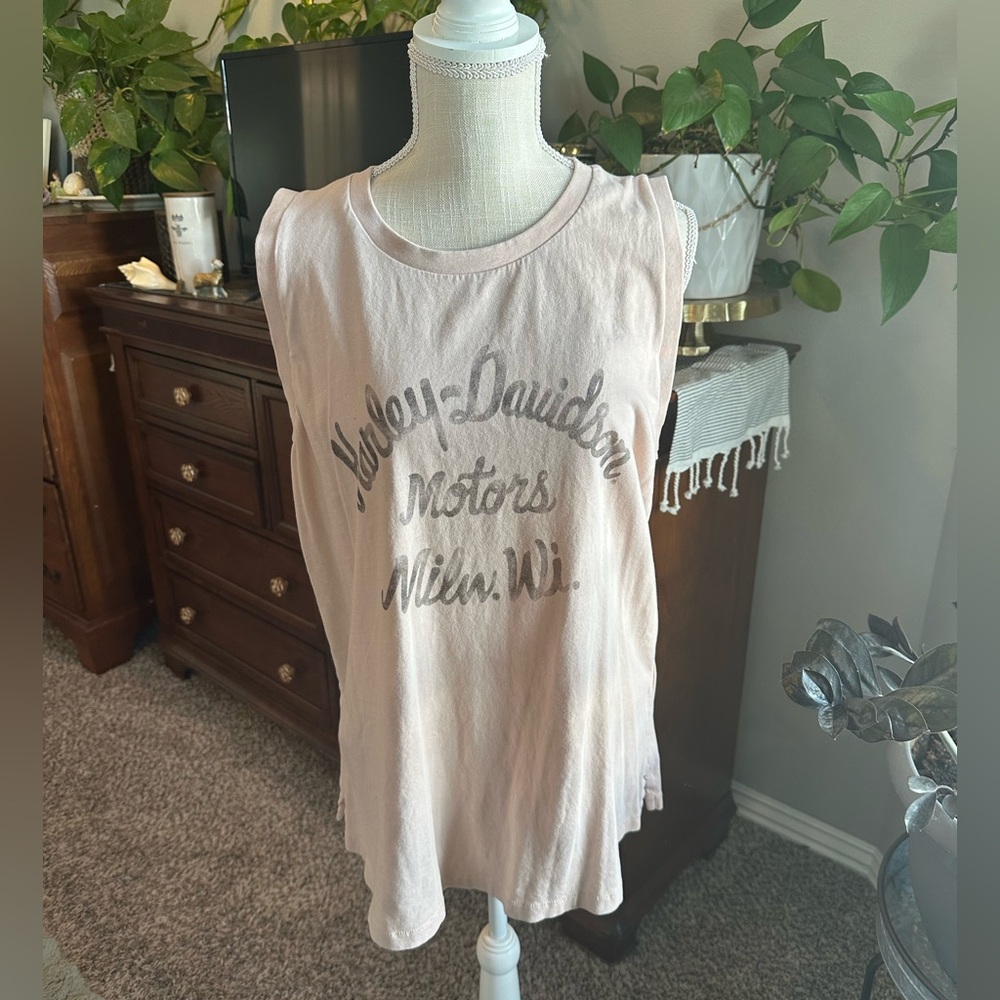 Harley-Davidson pale pink or blush colored tank